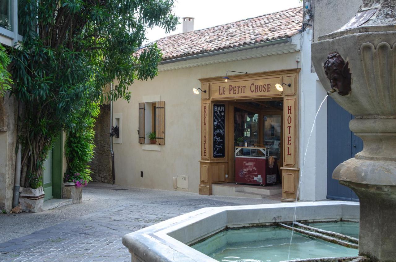 Hotel Les Remparts Venasque Ngoại thất bức ảnh